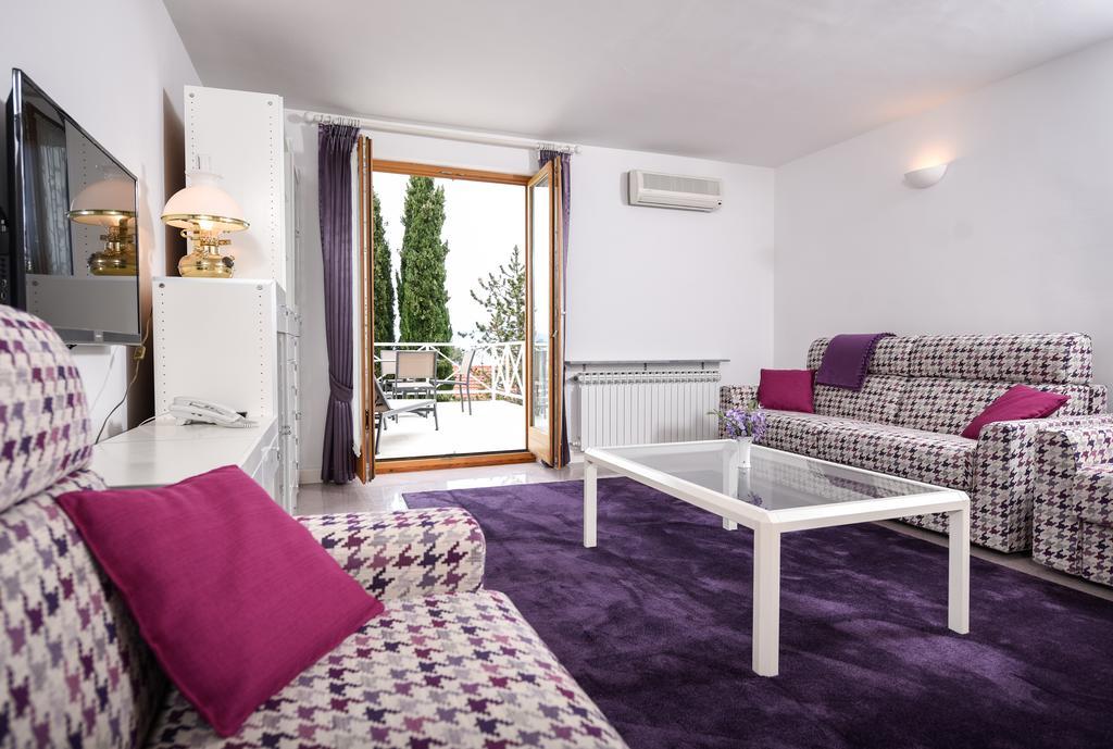 Apartmani Alice Нивице Екстериор снимка