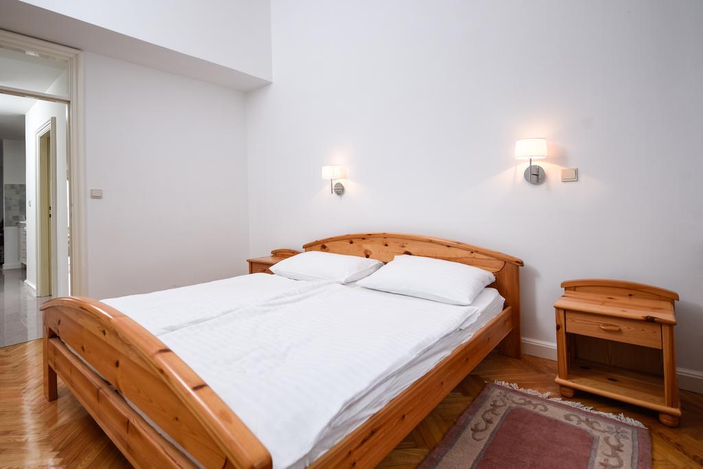 Apartmani Alice Нивице Екстериор снимка