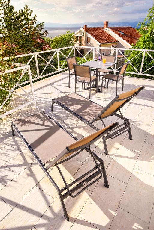 Apartmani Alice Нивице Екстериор снимка