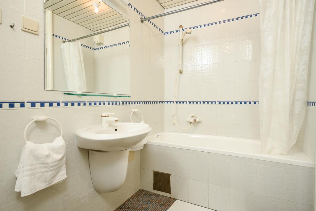 Apartmani Alice Нивице Екстериор снимка