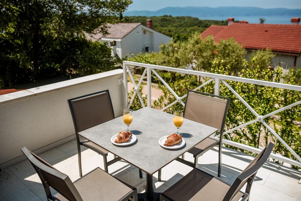Apartmani Alice Нивице Екстериор снимка