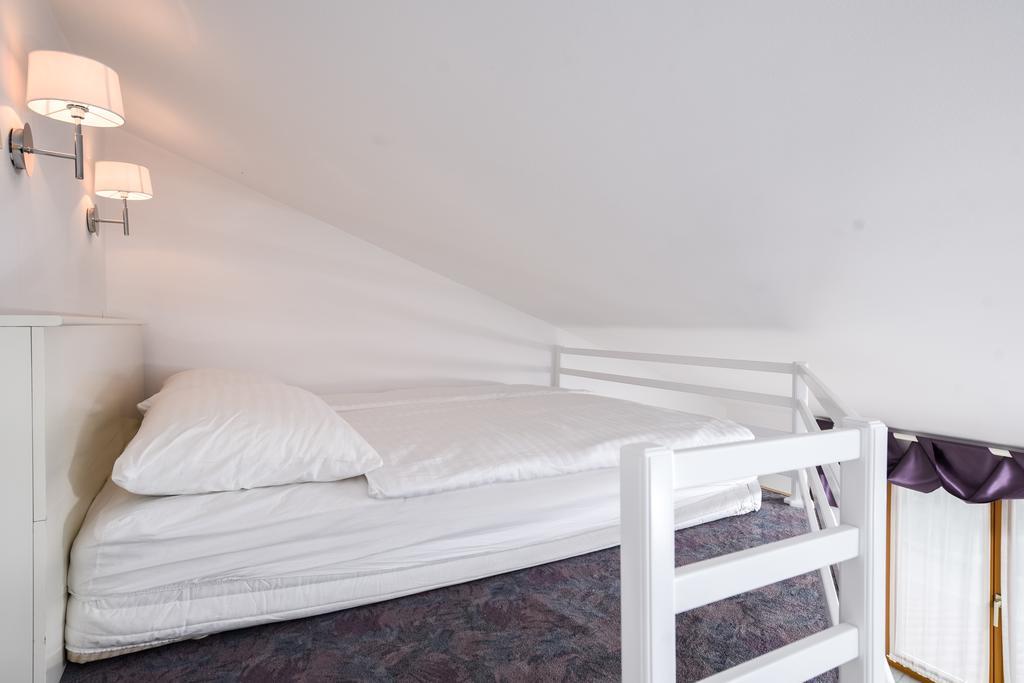 Apartmani Alice Нивице Екстериор снимка