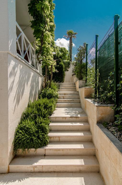 Apartmani Alice Нивице Екстериор снимка